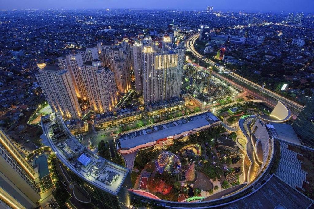 108 Hotel By Him Jakarta Exterior foto